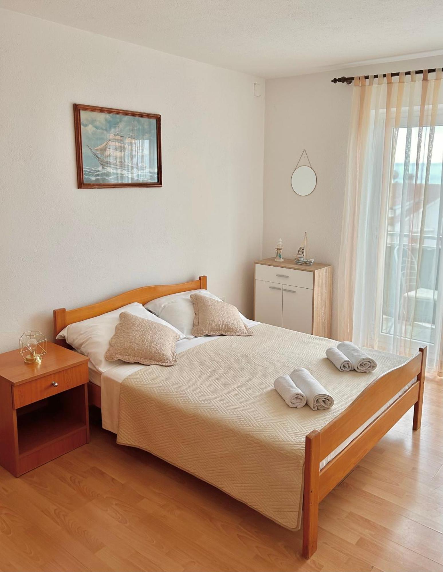 Apartmani Mara Bol Eksteriør bilde